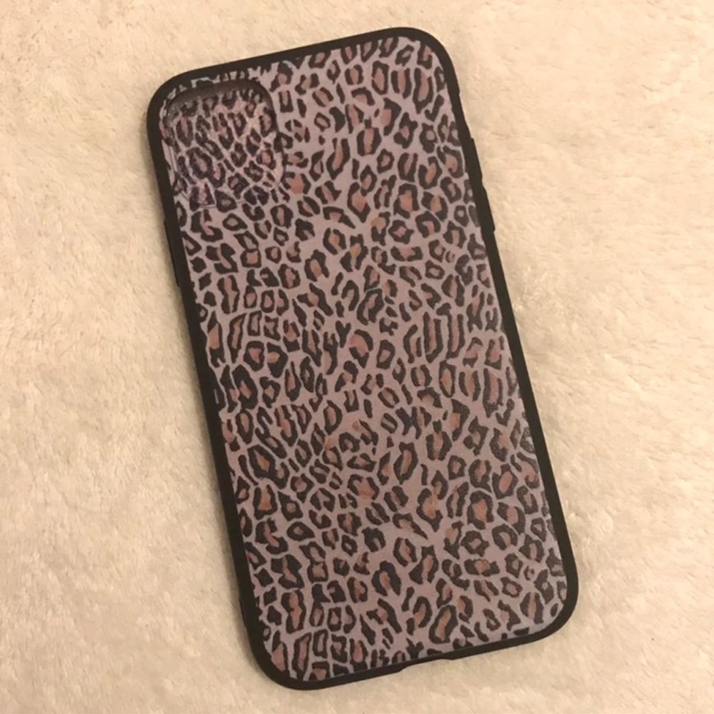 iPhone 11 Cheetah / Leopard Print Case
